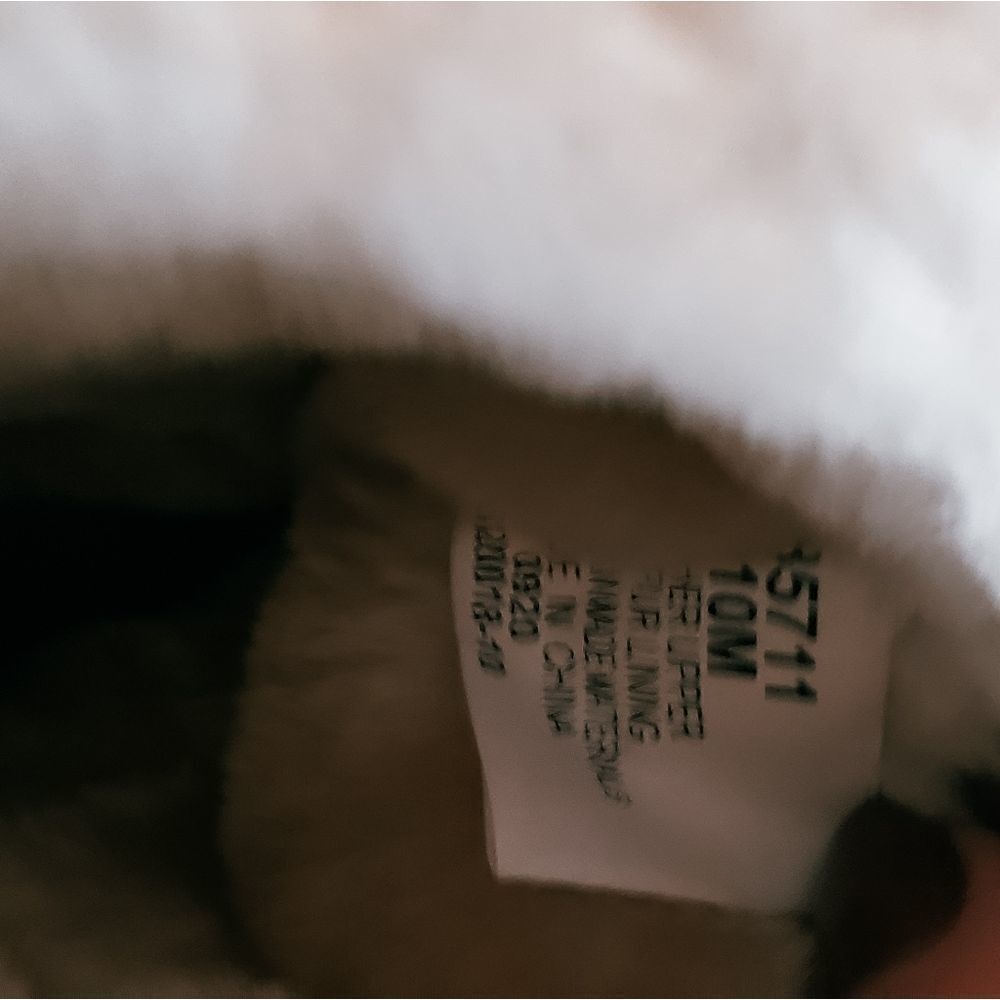 Fur Fuzzy Boots - Picture 7 of 8
